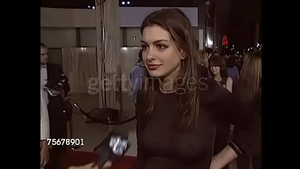 Anne Hathaway in her infamous see-through top Phim hay lớn