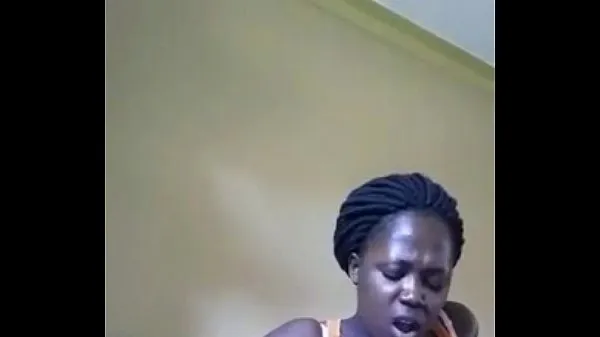 Grote Zambian girl masturbating till she squirts fijne films