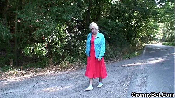 Nagy He picks up and bangs 80 years old granny outside remek filmek