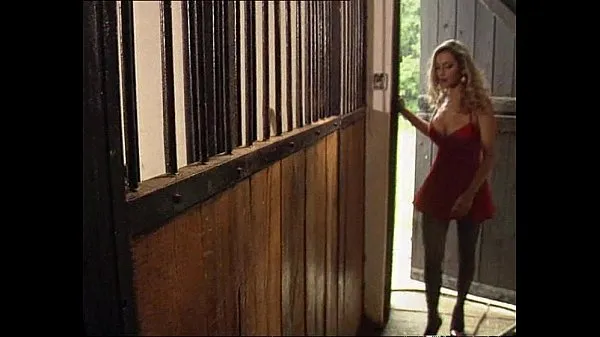 Grote Hot Babe Fucked in Horse Stable fijne films