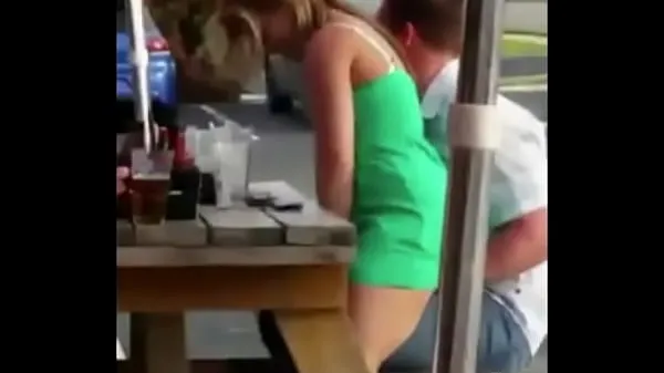 Store Couple having sex in a restaurant fine filmer