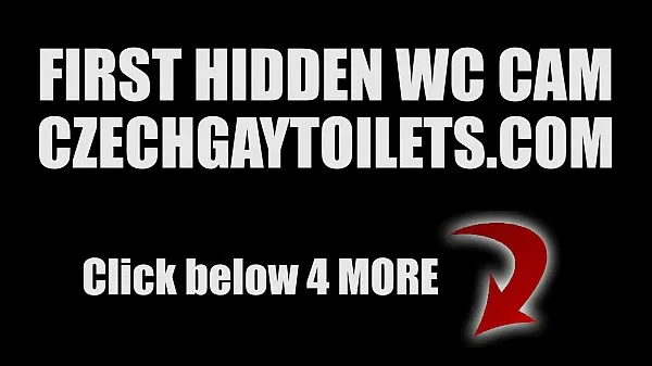 Filem besar Czech Guys Spied with Hidden Cammera in Toilet halus