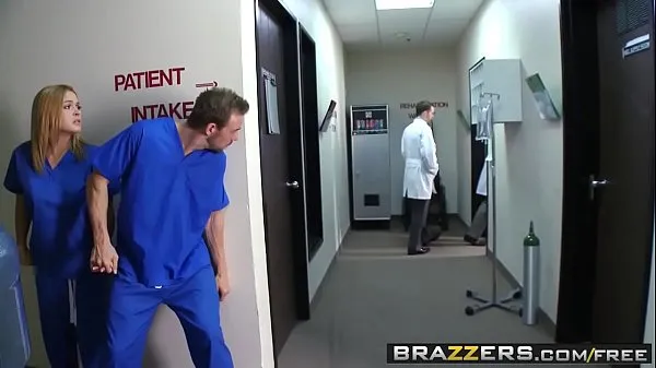 ภาพยนตร์ดีๆ Brazzers - Doctor Adventures - Naughty Nurses scene starring Krissy Lynn and Erik Everhard เรื่องใหญ่