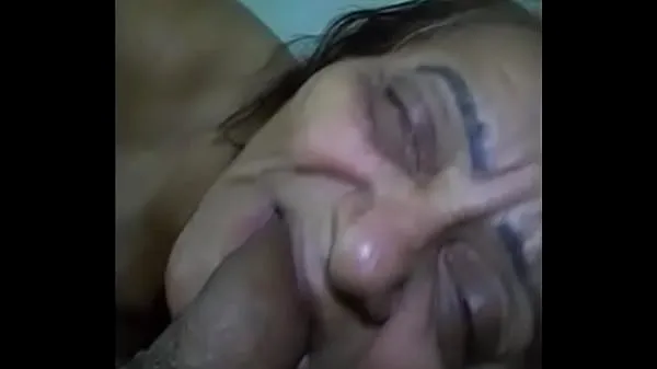 Grote cumming in granny's mouth fijne films
