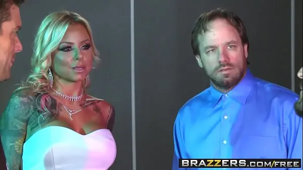 ภาพยนตร์ดีๆ Brazzers - Real Wife Stories - (Britney Shannon, Ramon Tommy, Gunn เรื่องใหญ่