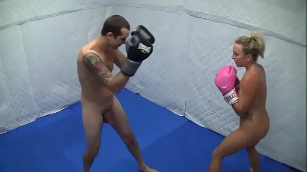 Stora Dre Hazel defeats guy in competitive nude boxing match fina filmer
