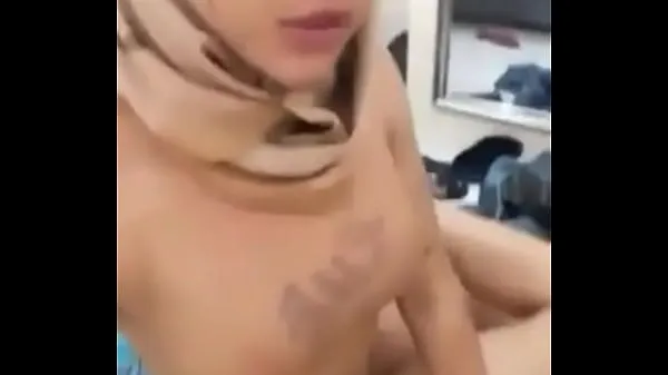 Stora Muslim Indonesian Shemale get fucked by lucky guy fina filmer