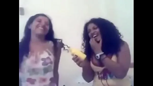 Velké Girls joking with each other and irritating words - Arab sex skvělé filmy