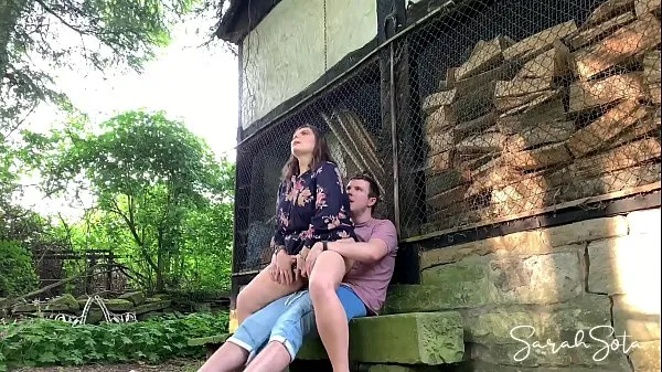 Veliki Outdoor sex at an abondand farm - she rides his dick pretty good dobri filmi