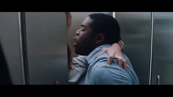 Filem besar Brittany Snow Interracial Sex Scene halus