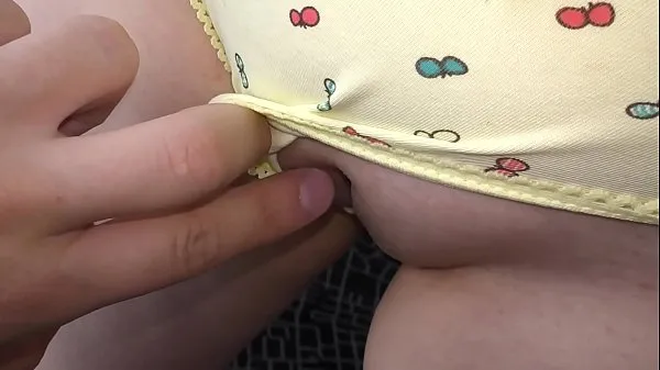 Store REALLY! my friend's Daughter ask me to look at the pussy . First time takes a dick in hand and mouth ( Part 1 fine filmer