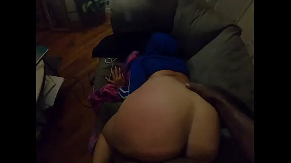 Pounding my roommates big booty wife on the counch Phim hay lớn