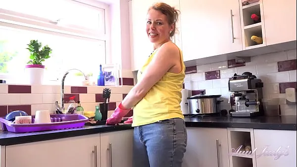 Filem besar AuntJudys - 46yo Natural FullBush Amateur MILF Alexia gives JOI in the Kitchen halus