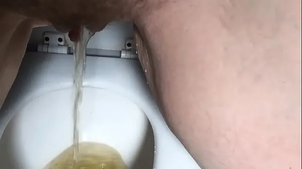 Grote Stare at my pretty feet and pussy while on toilet fijne films
