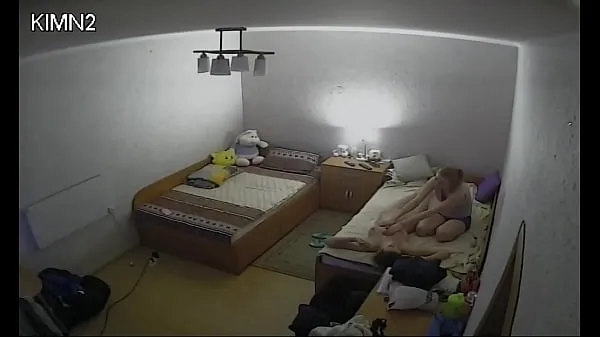 Świetne Two teen girls giving sexual massage in bed candid pt1 świetne filmy
