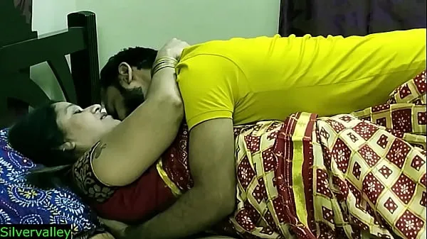 Big Indian xxx sexy Milf aunty secret sex with son in law!! Real Homemade sex fine Movies