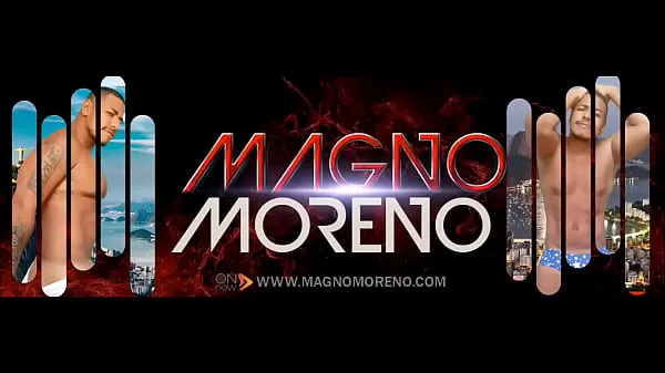 Gros MAGNO MORENO GIVING IN THE SOFA .. FOR THE GIFTED READER bons films