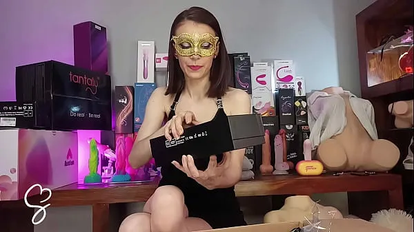 Big Sarah Sue Unboxing Mysterious Box of Sex Toys fine Movies