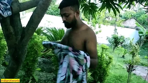 대형 Desi Bengali outdoor sex! with clear Bangla audio 고급 영화