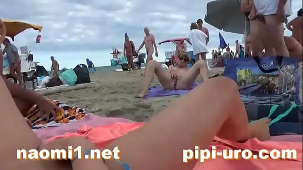 girl masturbate on beach Phim hay lớn