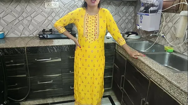 Big Desi bhabhi was washing dishes in kitchen then her brother in law came and said bhabhi aapka chut chahiye kya dogi hindi audio fine Movies