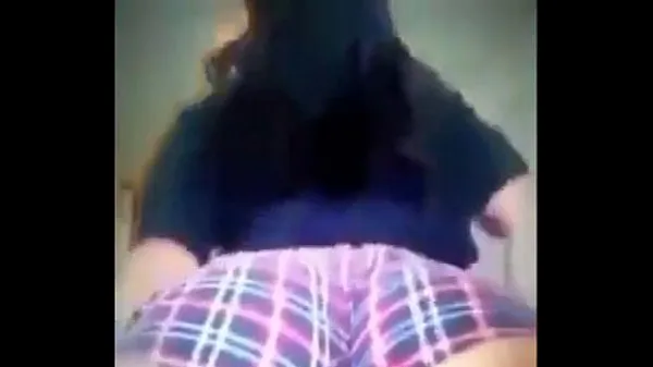 大Thick white girl twerking电影