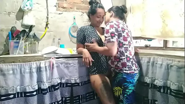 Since my husband is not in town, I call my best friend for wild lesbian sex Phim hay lớn