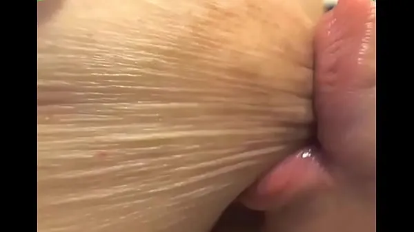 Filem besar Nipple Closeup sucking halus